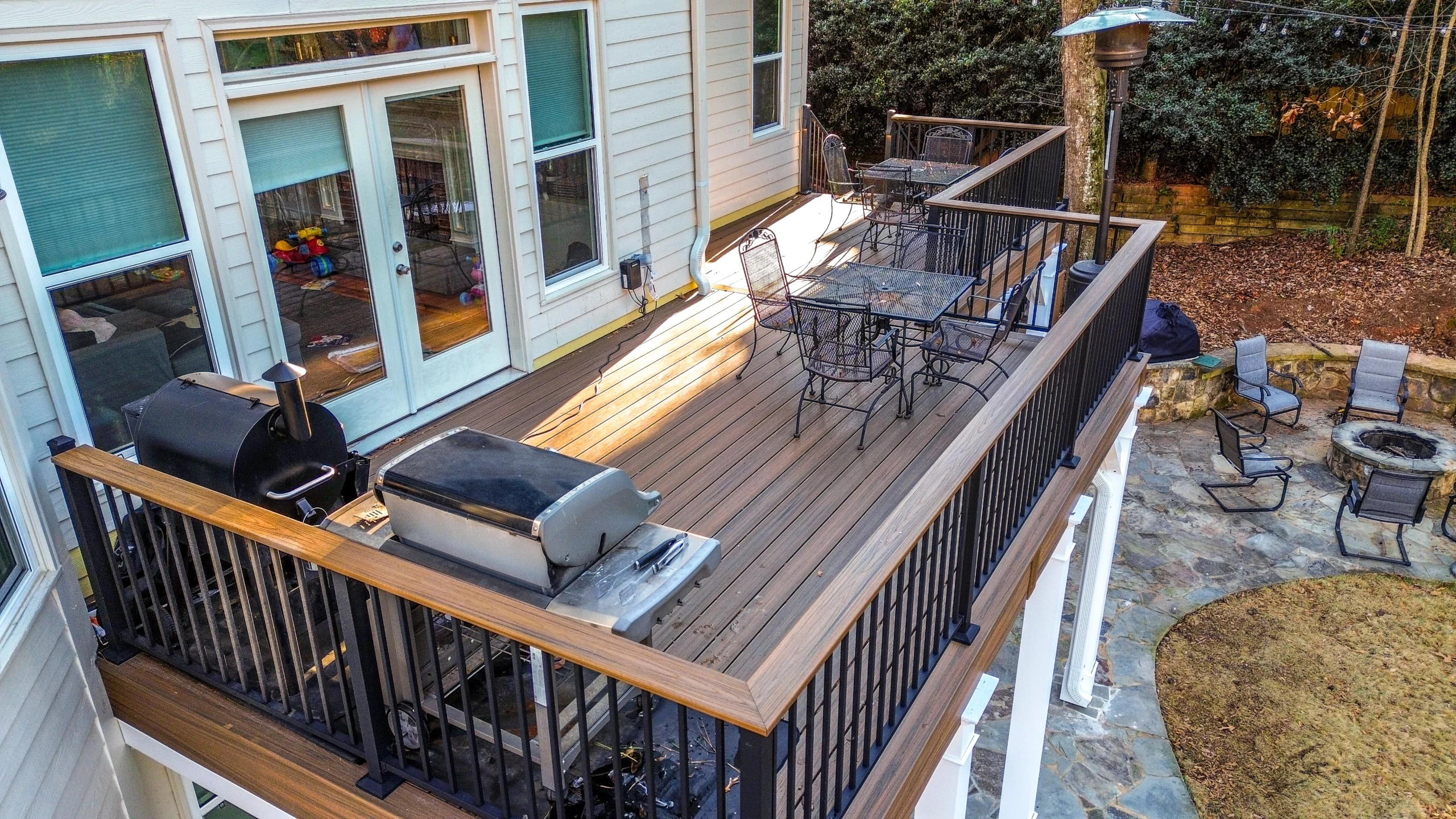 Custom backyard deck in Alpharetta, GA