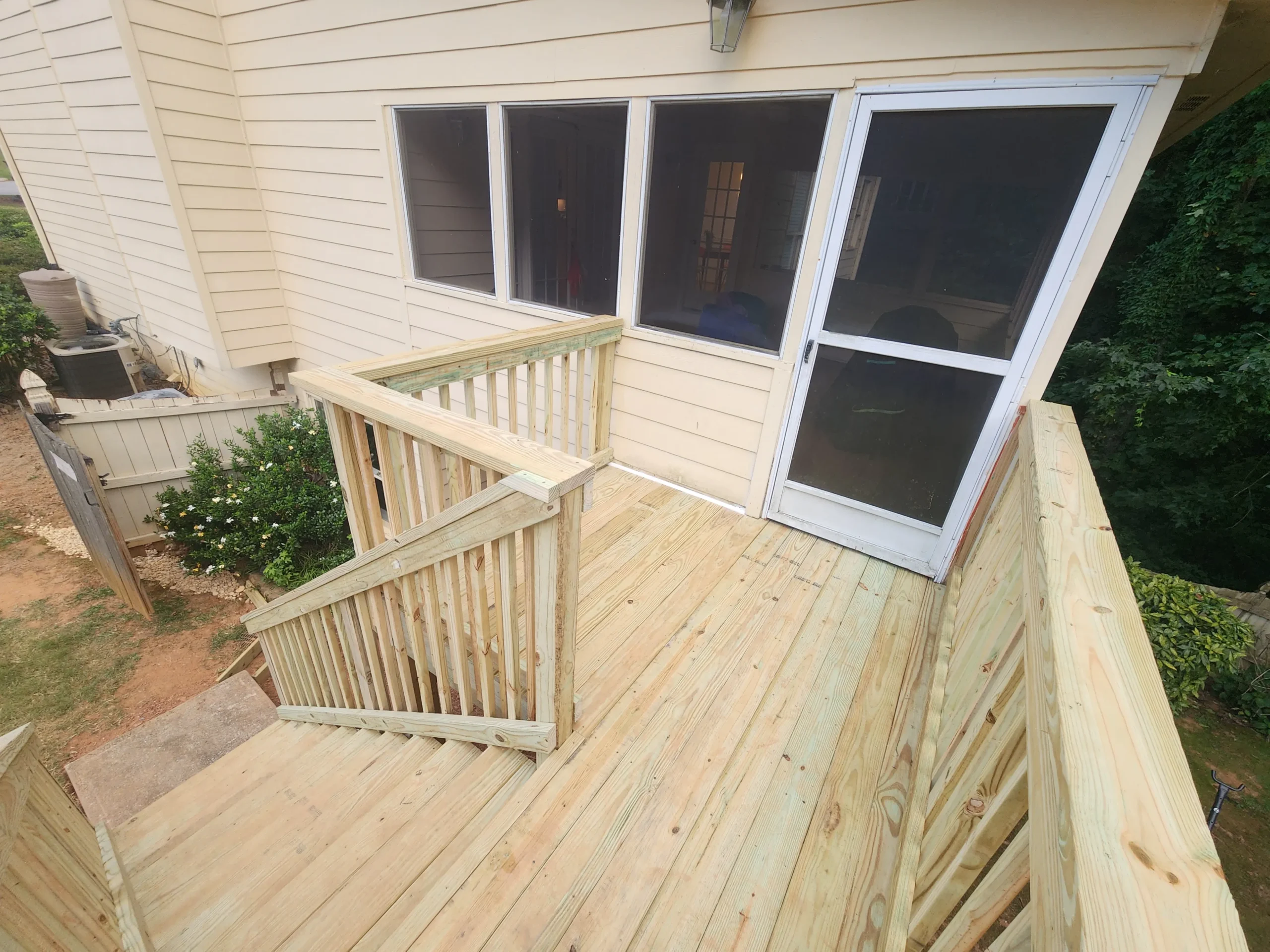 Insured deck builder in Johns Creek, GA